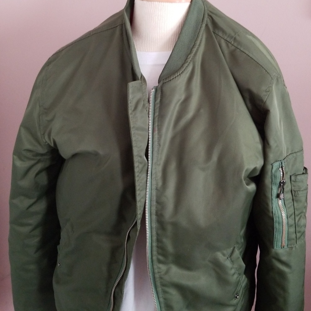 Green bomber